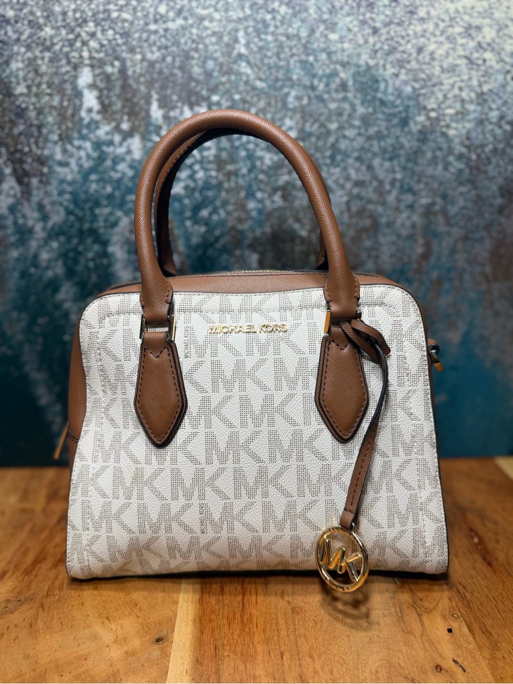 Michael Kors Classic 2010s Ayden Medium Logo Satchel Vanilla Acorn
